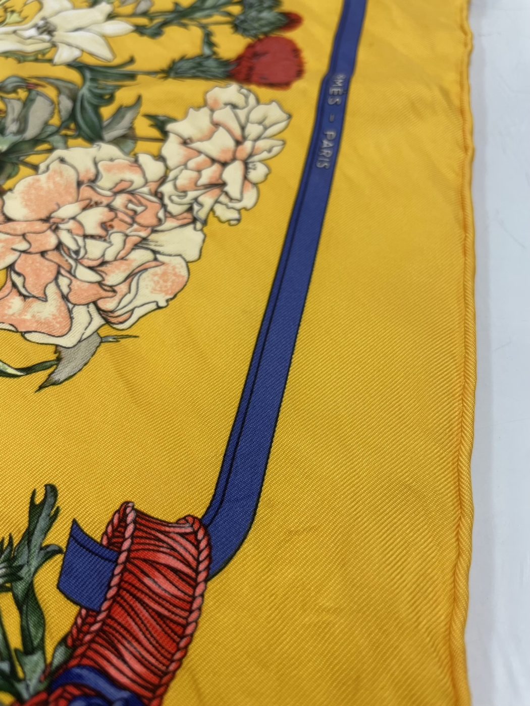 Hermès scarf after stain removal5